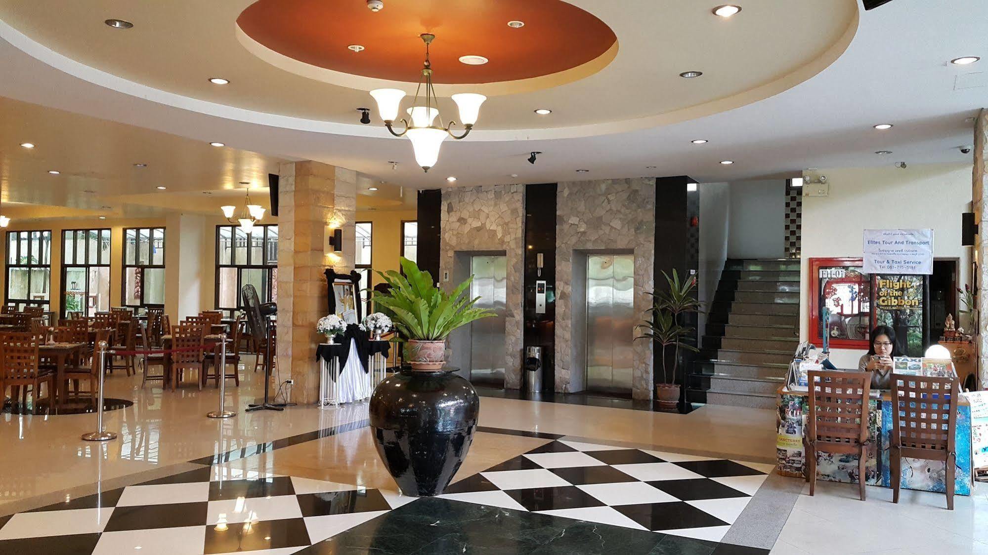 Best Beach Villa Pattaya Exterior foto